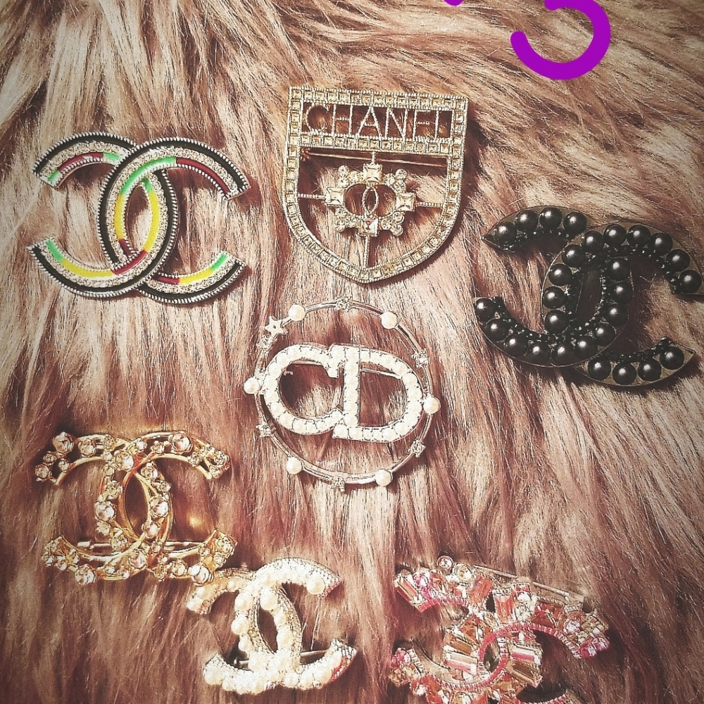 Bling💫Brooches
